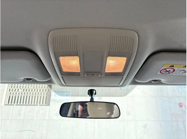 Car image 25
