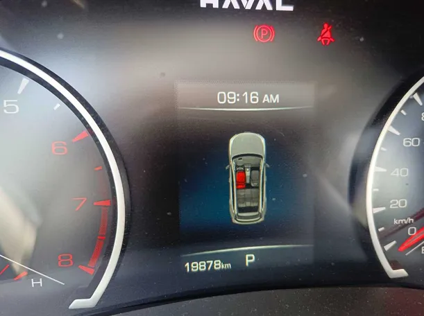 Car image 23