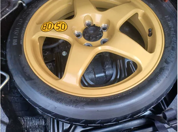 Car image 22