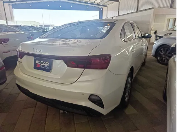 Car image 5