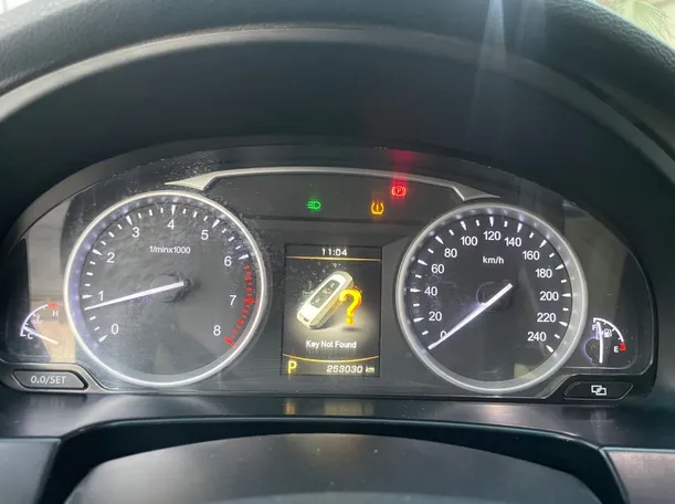 Car image 21