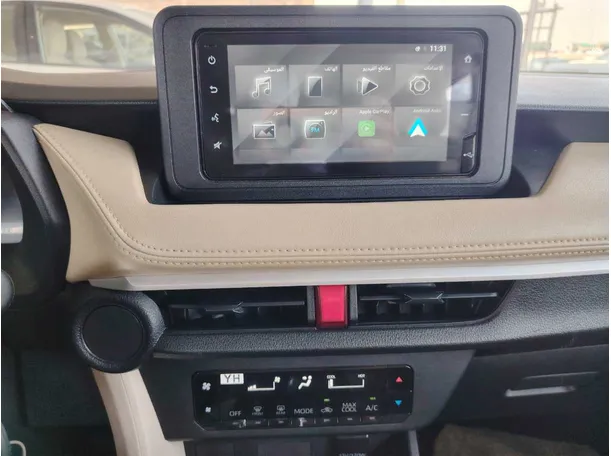 Car image 18