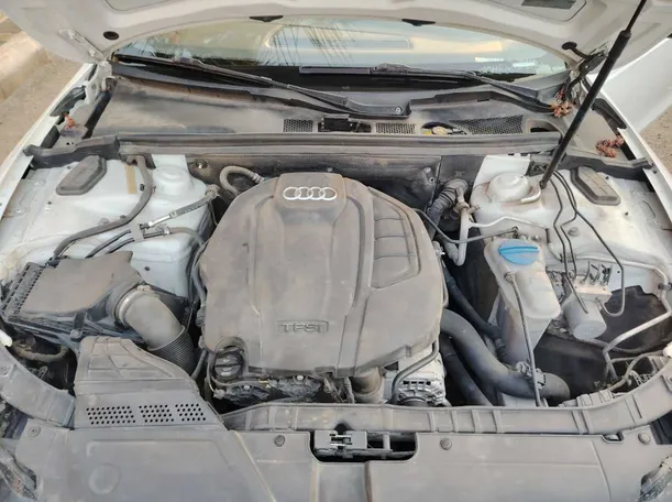 Car image 32