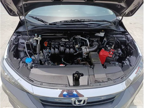 Car image 21