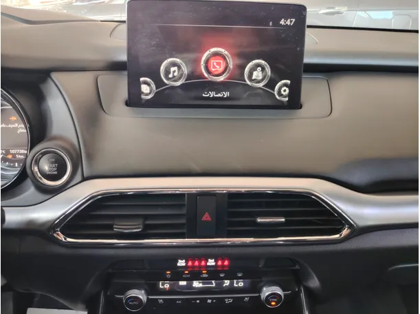 Car image 27