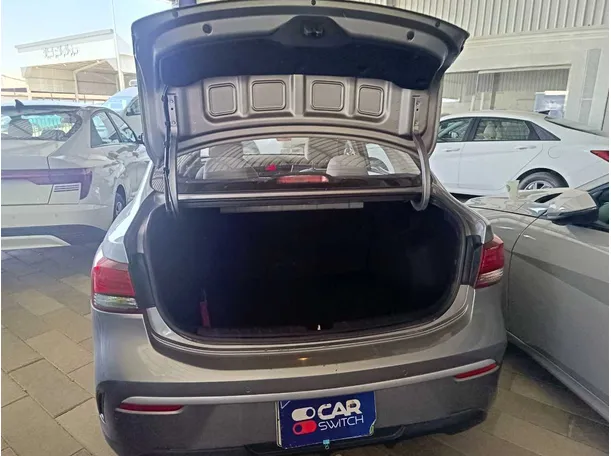 Car image 22