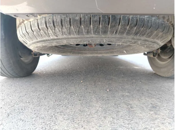 Car image 39