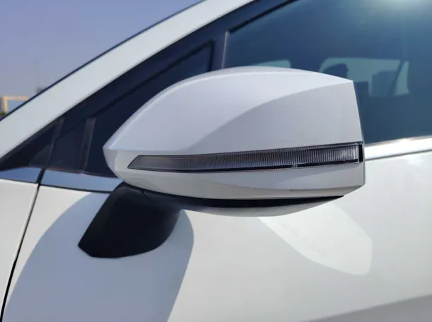 Car image 31