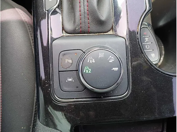 Car image 22