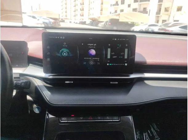 Car image 25