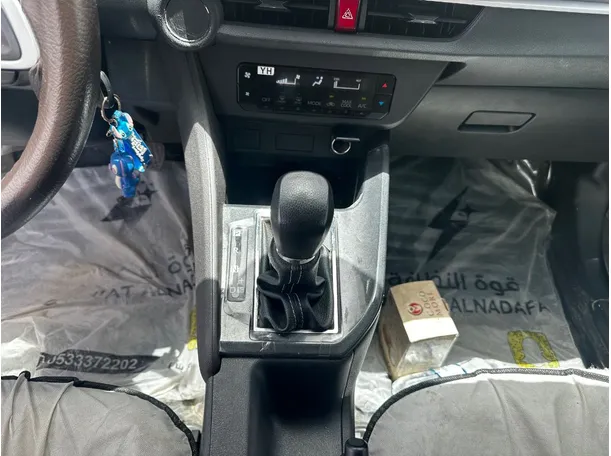 Car image 16