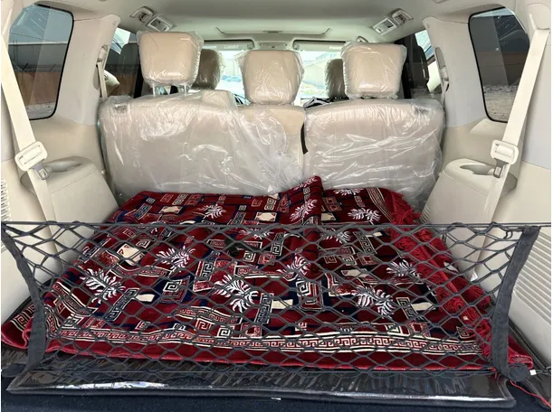 Car image 29