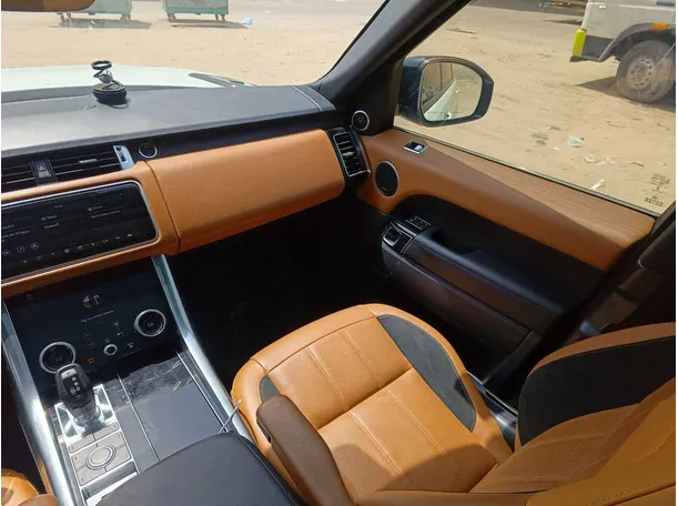 Car image 39