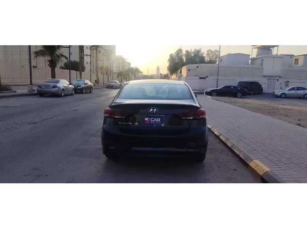 Car image 6