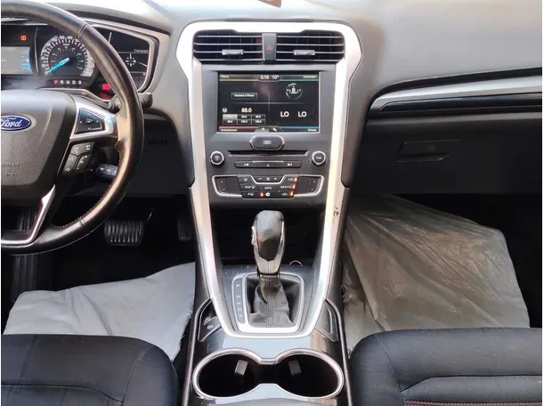 Car image 21