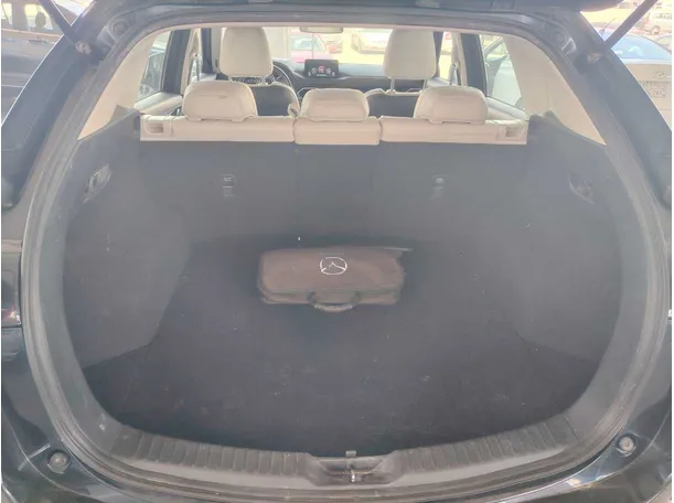 Car image 35