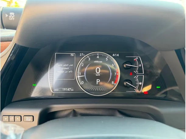 Car image 21