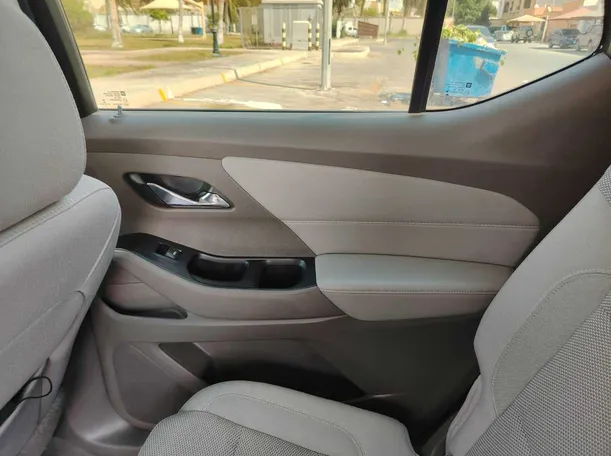 Car image 41