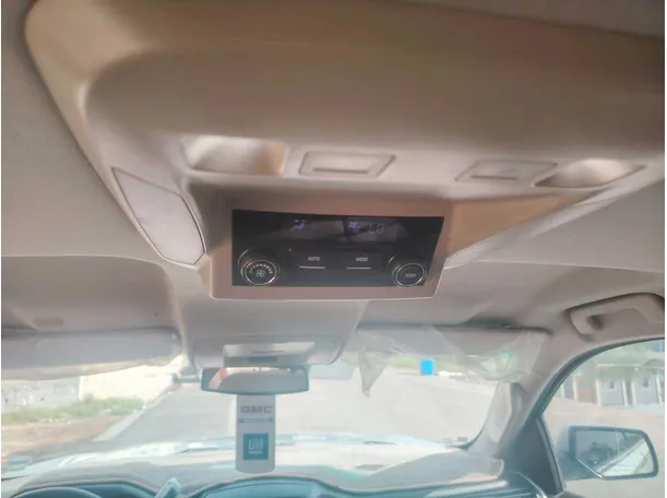 Car image 38