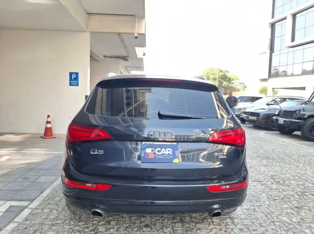 Car image 6