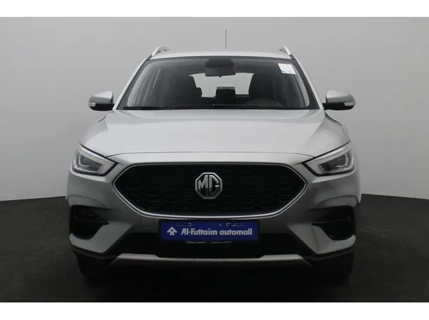Car image 11