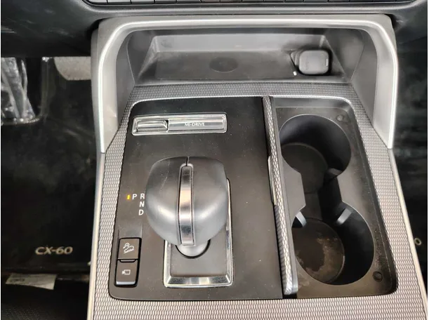 Car image 27