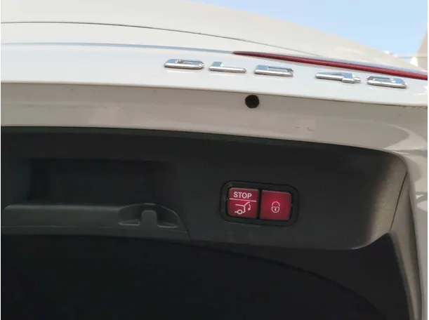 Car image 38