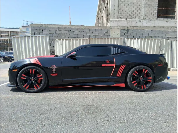 Car image 8