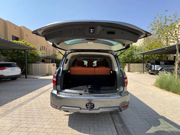 Car image 22