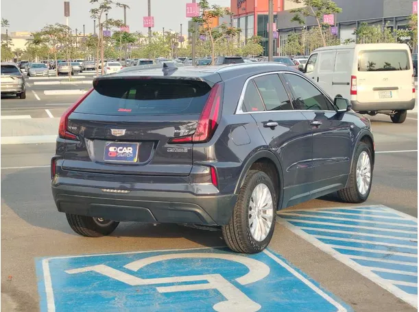 Car image 5