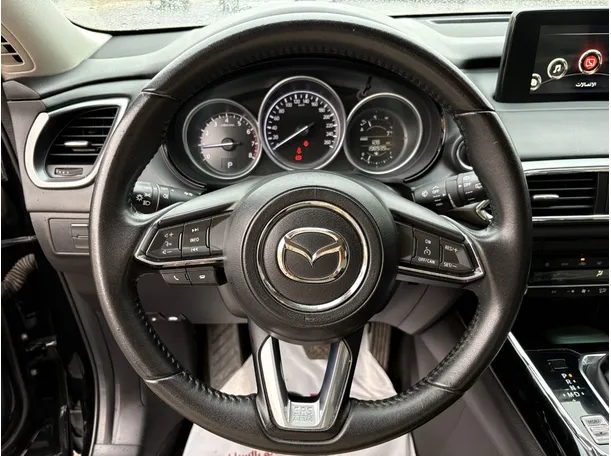 Car image 21