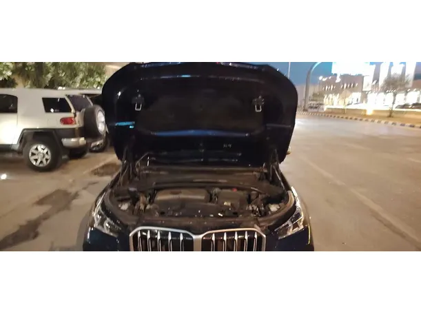 Car image 27