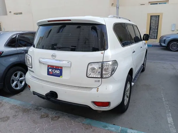 Car image 7