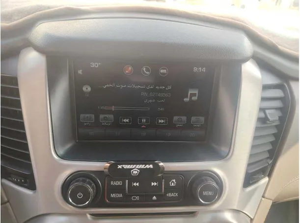 Car image 25