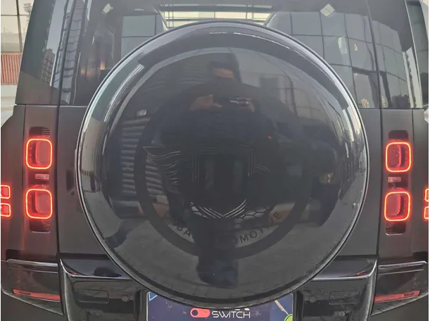 Car image 21