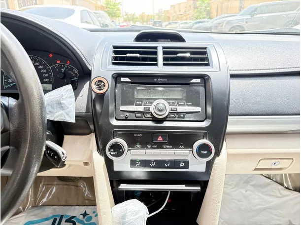 Car image 20