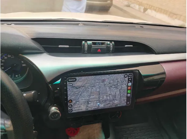 Car image 19