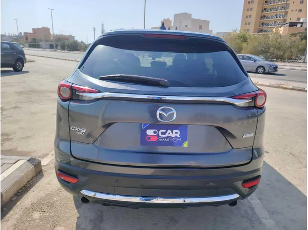 Car image 6