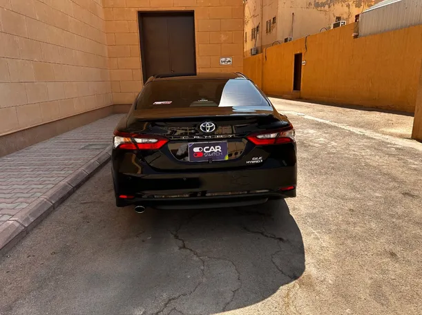 Car image 6
