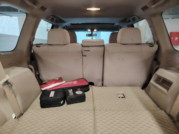 Car image 31