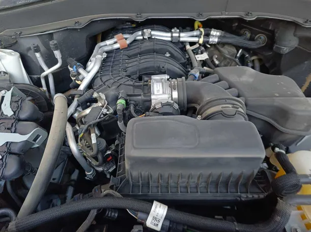 Car image 35