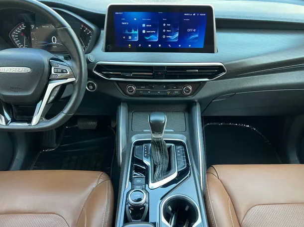 Car image 17