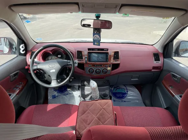 Car image 17