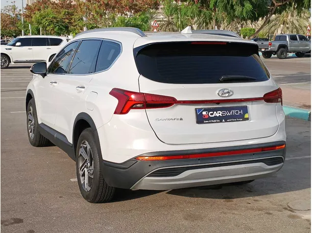 Car image 7