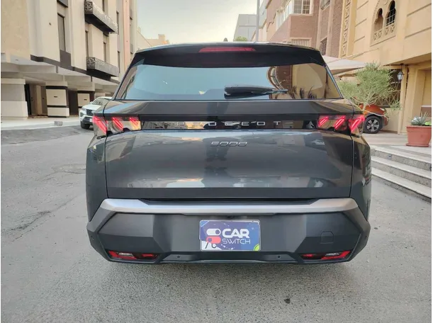 Car image 6