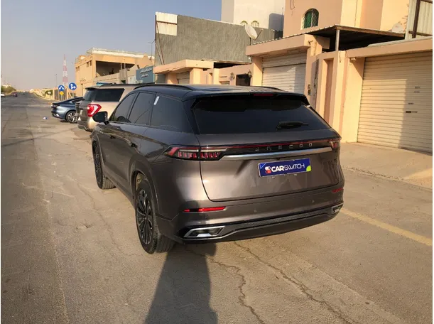 Car image 7