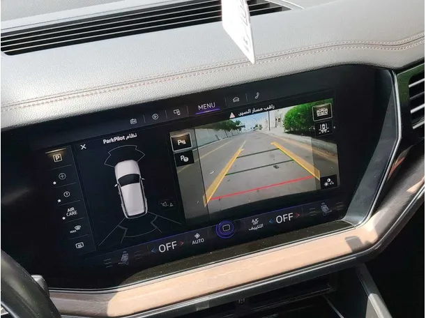 Car image 35