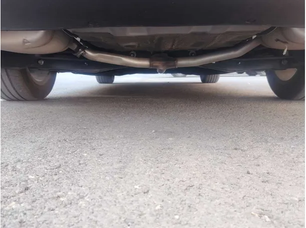 Car image 35