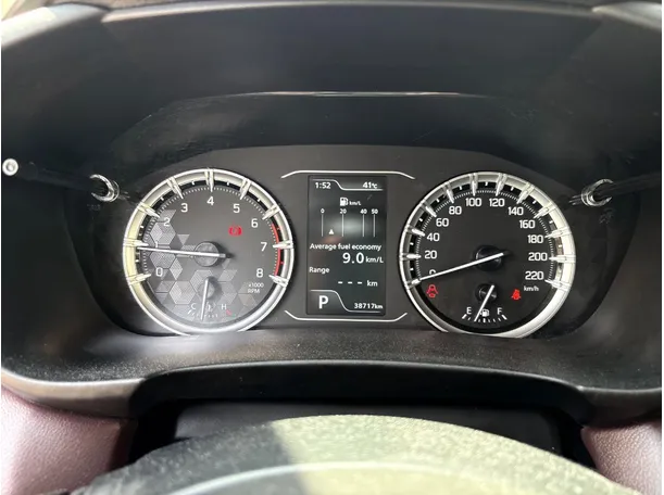 Car image 23