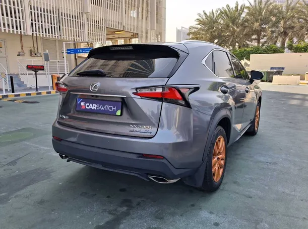 Car image 7